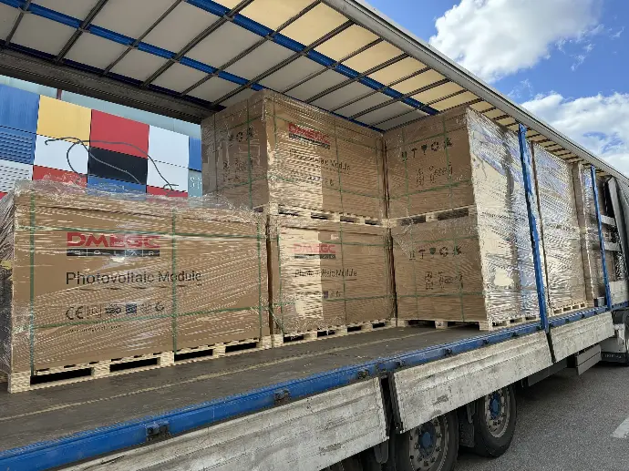 Venta de contenedor de paneles fotovoltacios DMEGC, Meyer Burger, JA Solar, Longi, Hyundai, Trina Solar